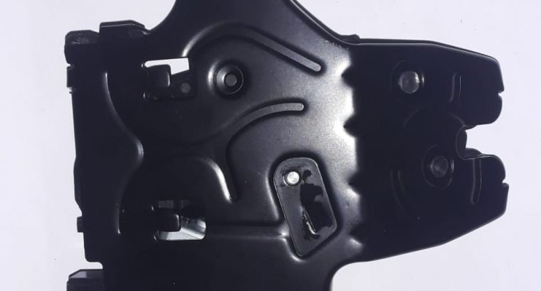 Chev Cruze boot lock for sale
