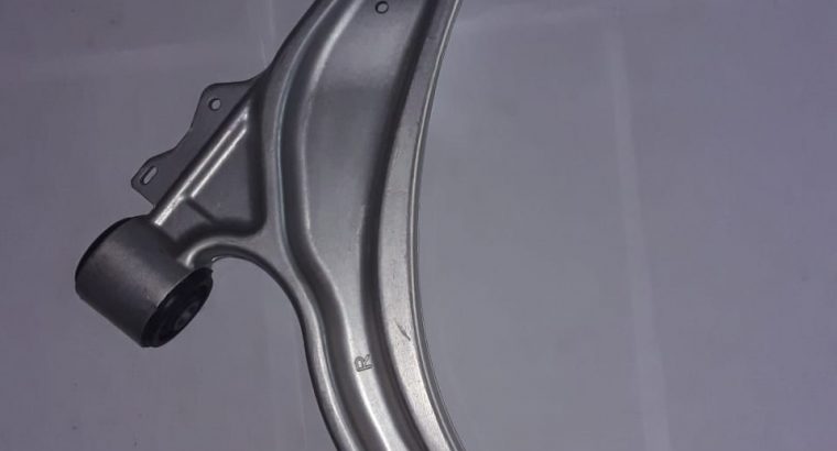 Chev Cruze control arm R/H for sale