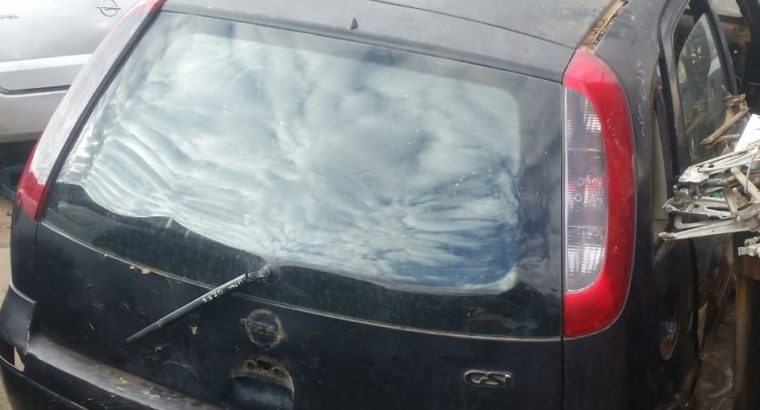 Used spare parts for Opel Corsa