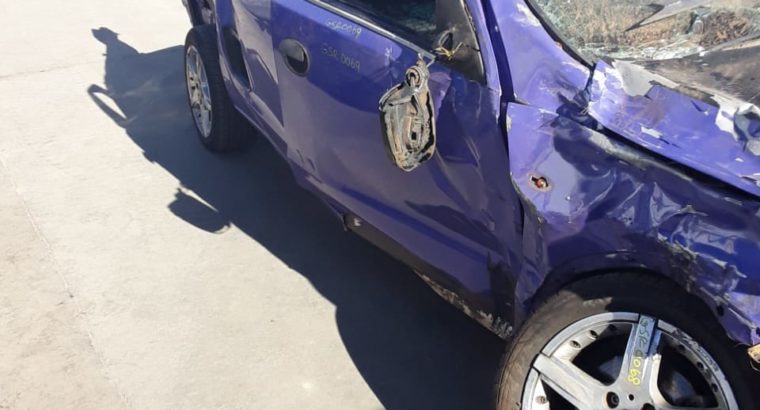 OPEL CORSA GAMMA 1.8 STRIPPING FOR SPARES