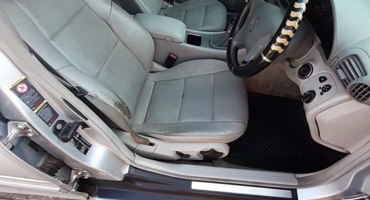 MERCEDES BENZ C180