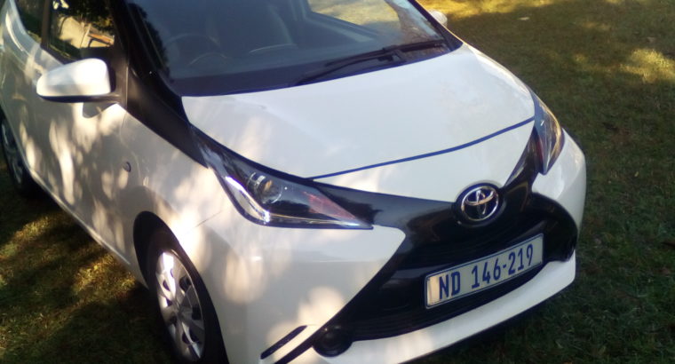 2016 TOYOTA AGO. 1.0. X.PLAY in a good condition.