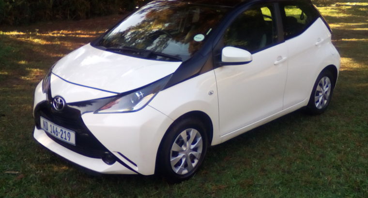 2016 TOYOTA AGO. 1.0. X.PLAY in a good condition