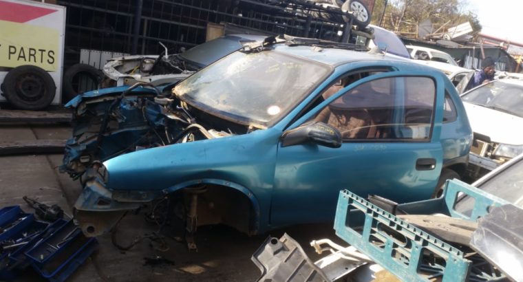 Opel Corsa B stripping for used spares