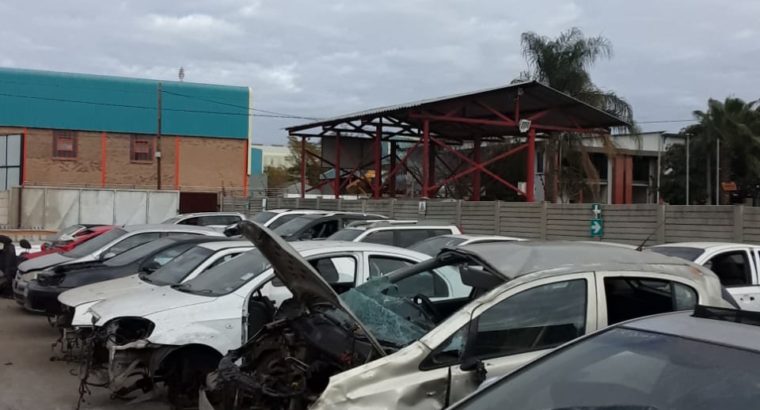CARS STRIPPING FOR SPARES