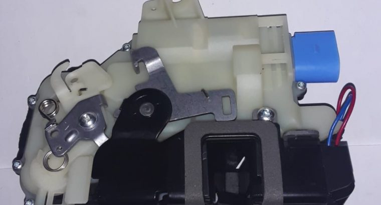 Vw Polo Door lock Lf for sale