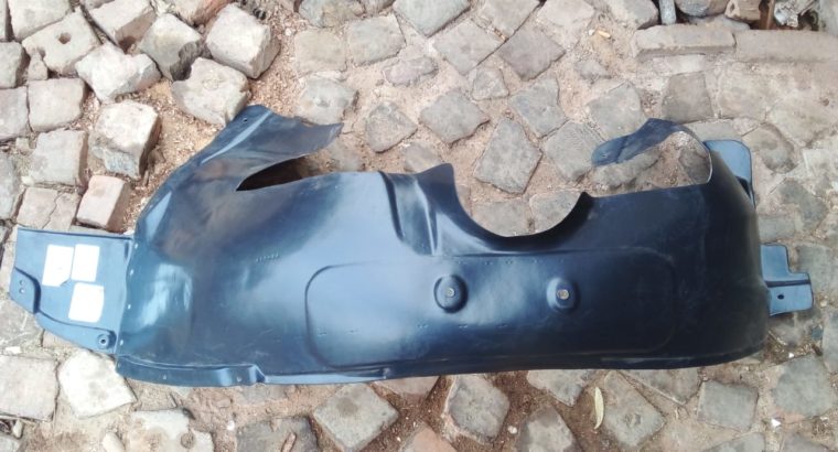 Chev Cruze L/H Fender Liner for saleChev Cruze L/H Fender Liner f