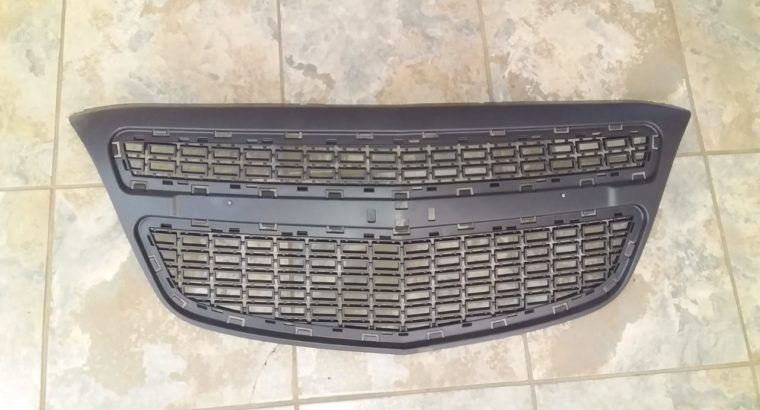 Grills for sale for chev and new and used spares