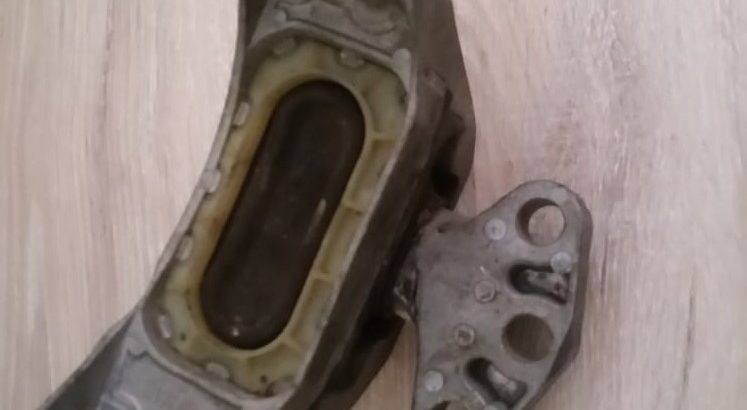 Engine Mountings used for sale