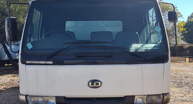 1999 NISSAN UD 60 BOX TRUCK FOR SALE