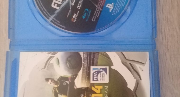 EA Sports FIFA 14 (PS4)