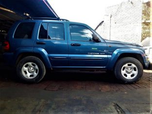 Jeep Cherokee 2.4 KJ 2002-2007 used spare parts for sale