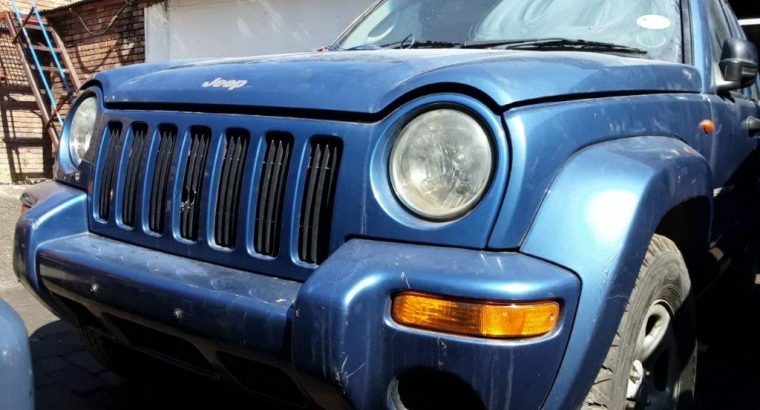 Jeep Cherokee 2.4 KJ 2002-2007 used spare parts for sale