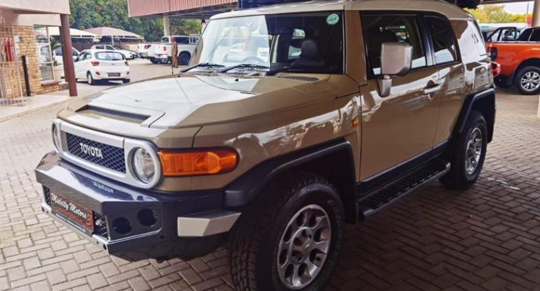 Toyota FJ Cruiser FJ