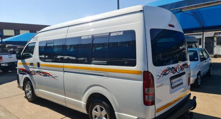 TOYOTA QUANTUM SESFIKILE 2.5D4D