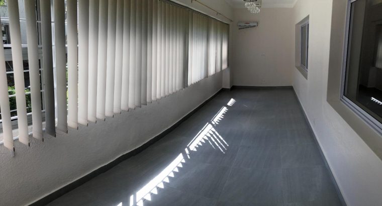 3 Bedroom Apartment in Wynberg, Cape Town