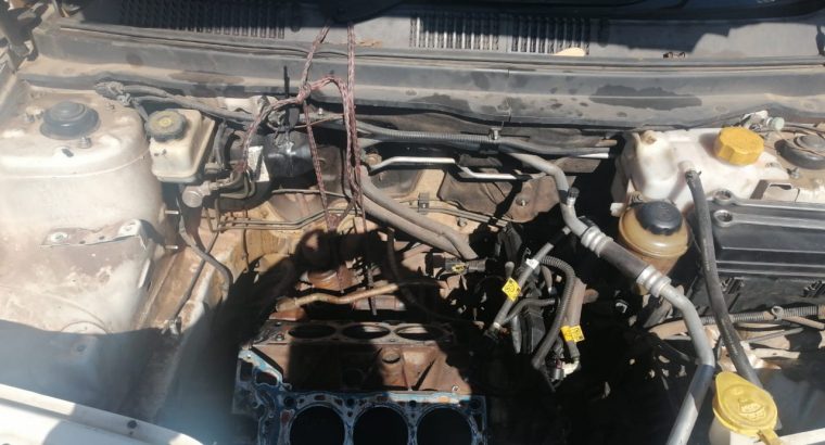 Chev Captiva 3.2 2008 Stripping for spares