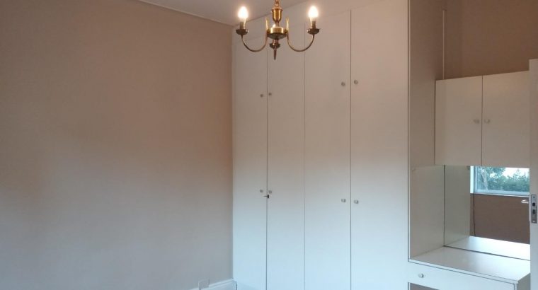 2 Bedroom Apartment / Flat to Rent in Oranjezicht Cape Town