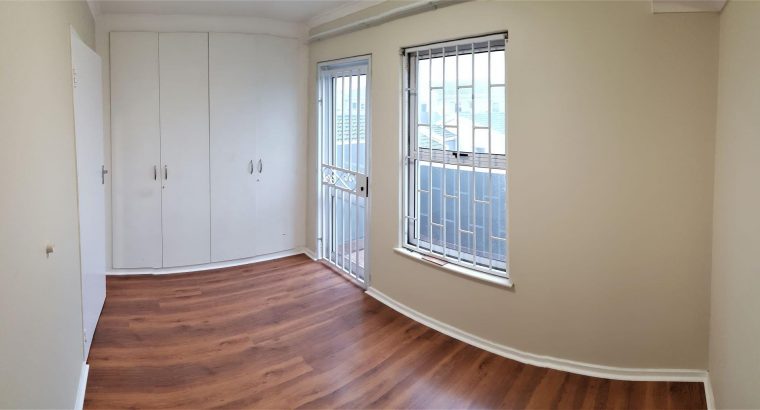 newly renovated, Duplex two-bedroom flat Kenilworth, Cape Town