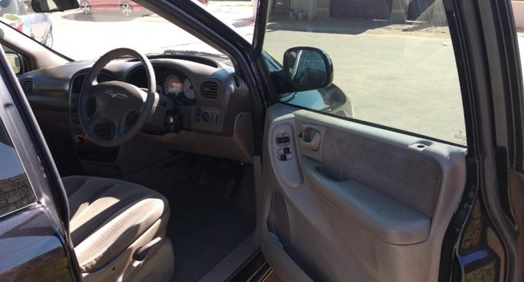 2004 Chrysler Voyager 2.4i