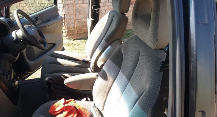 2004 Chrysler Voyager 2.4i