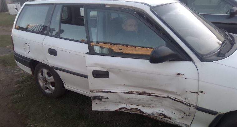 Opel station wagon 16 to swop for smaller car