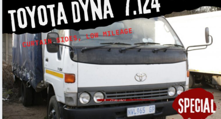 Toyota Dyna 4ton tautliner truck