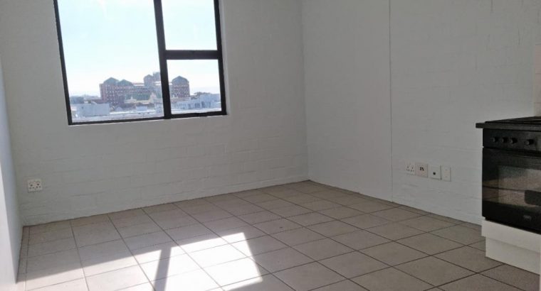 3 Bedroom Apartment in Wynberg Cape Town