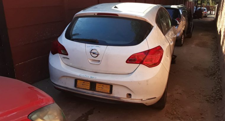 Opel Astra J 2013 Manual Stripping for Used Spares