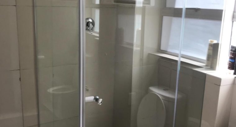 2 Bedroom Apartment / Flat to Rent in Green Point Cape Town