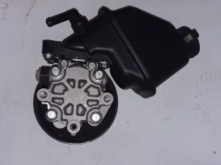 Chev captiva power/steering pump for sale