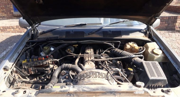 Jeep Grand Cherokee 4.0 ZJ 1992-98 stripping for used parts