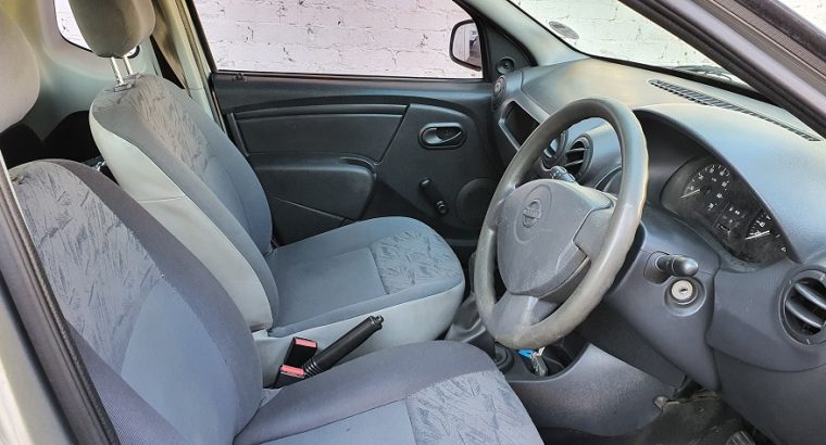 2014 NISSAN NP200 AIRCON