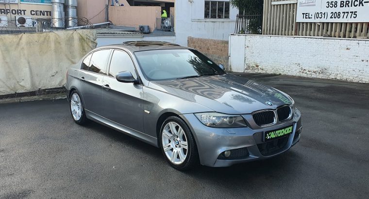 2011 BMW 320i M SPORT – SUNROOF