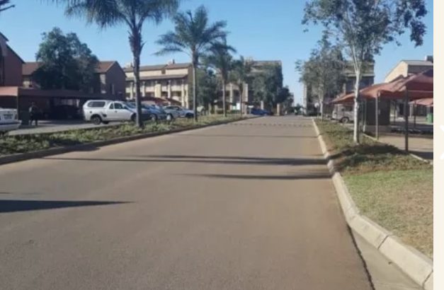 Bachelor Flat for sale in Wonderpark Estate
