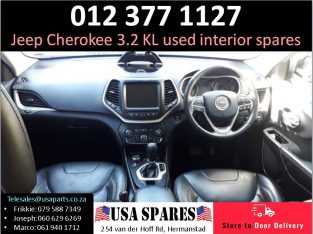 Jeep Cherokee 3.2 KL 2013-21 used interior spares for sale