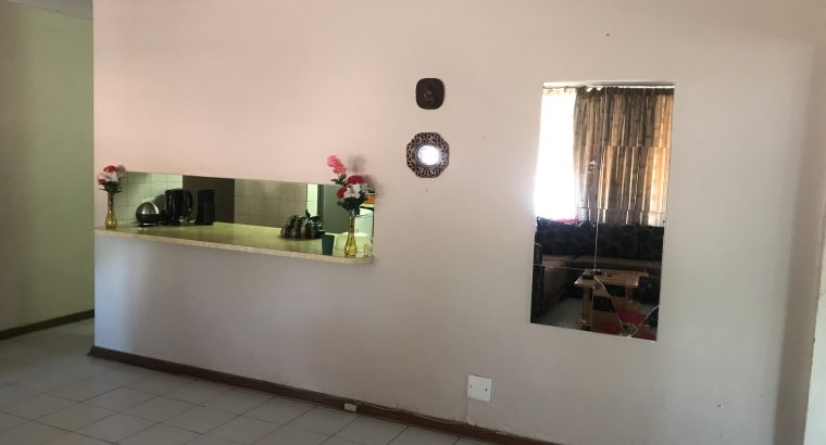 Spacious 3 bedroom apartment for sale in Sunnyside,Pretoria