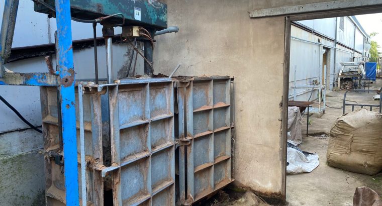 Baling Press