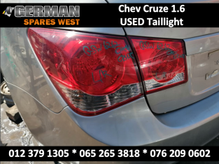Chev Cruze 1.6 USED Taillights