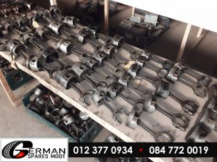 Chevrolet Used Piston, Conrods and Spares