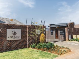 3 Bedroom Townhouse for sale in Pretoria North