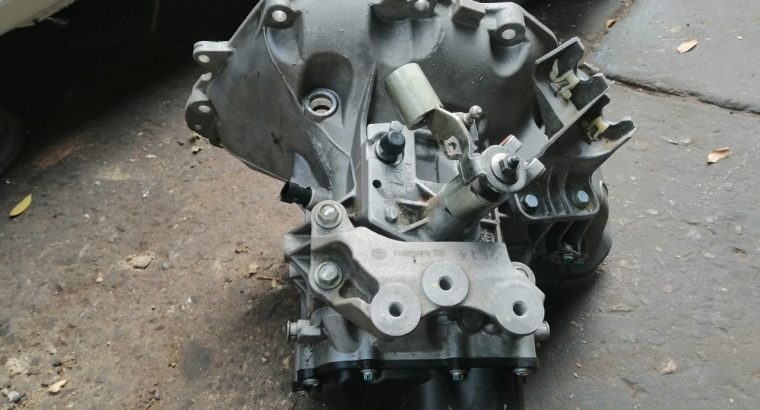 Opel Astra J A14XER Gearbox