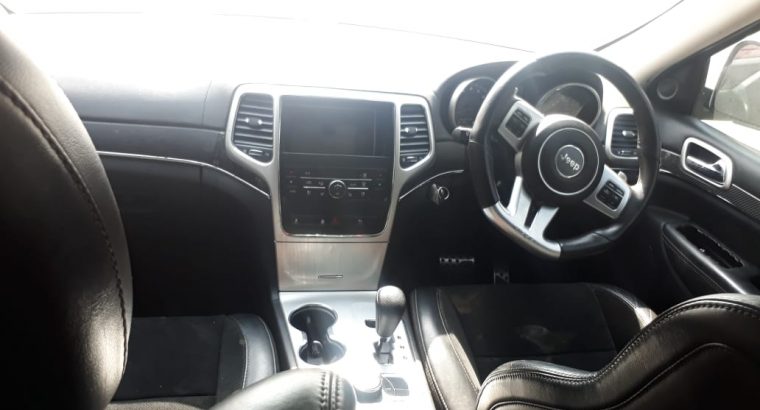 Jeep Grand Cherokee 6.4 Wk2 2011-19 stripping for used parts