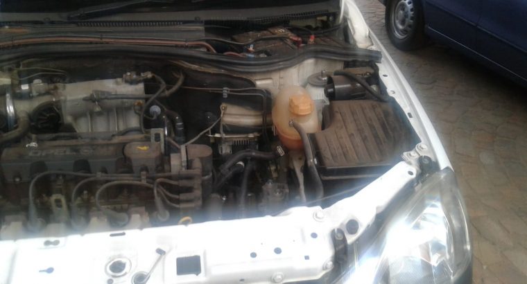 2008 corsa utility