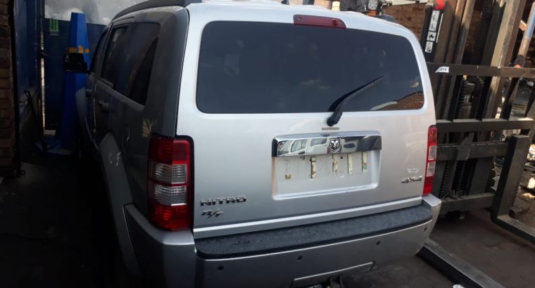 Dodge Nitro 3.7 SXT 2007-13 stripping for used spares