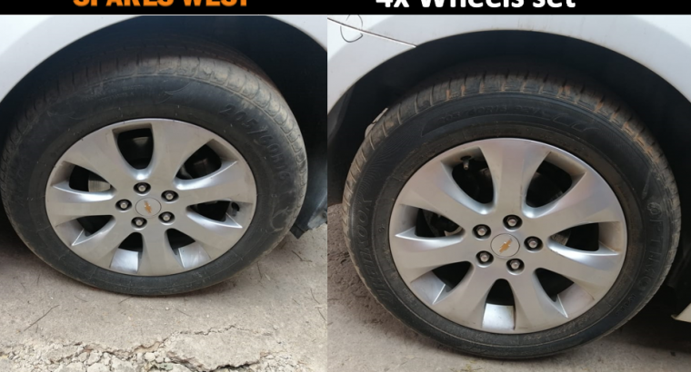 Chev Cruze 1.4 Hatchback Wheels set
