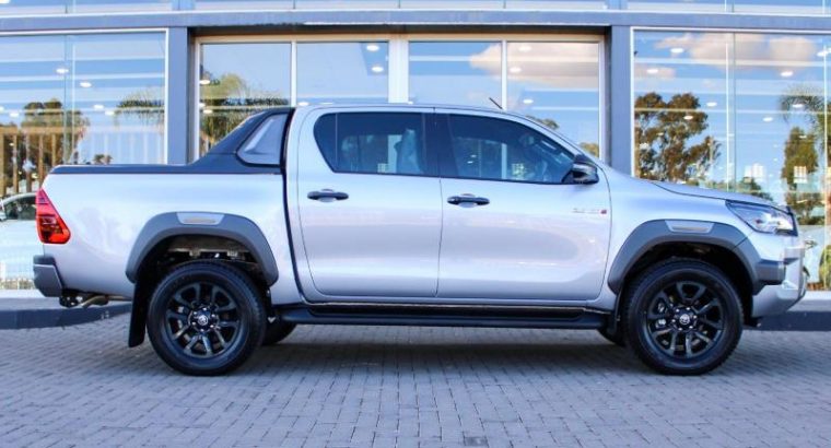 toyota hilux dcab