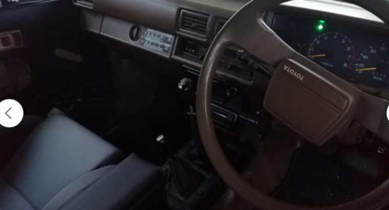 1991 Toyota Hilux 2400 4×4 Raider For Sale
