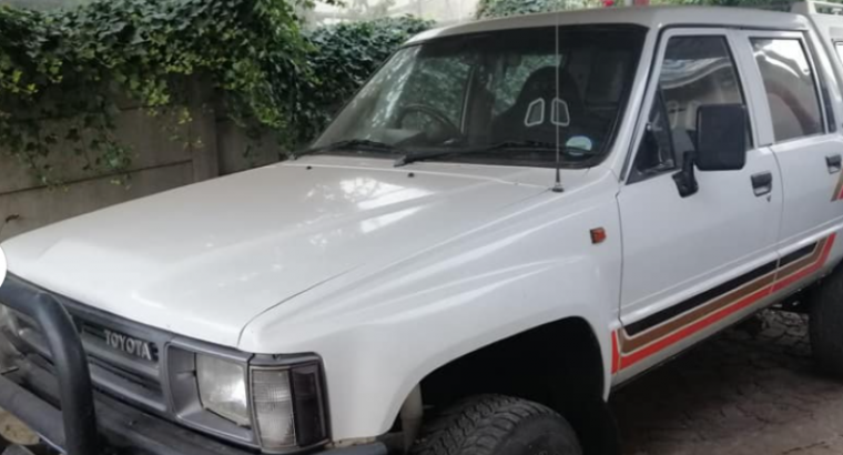 1991 Toyota Hilux 2400 4×4 Raider For Sale