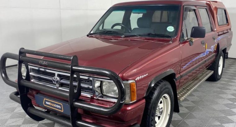1998 Toyota Hilux 2400 For Sale